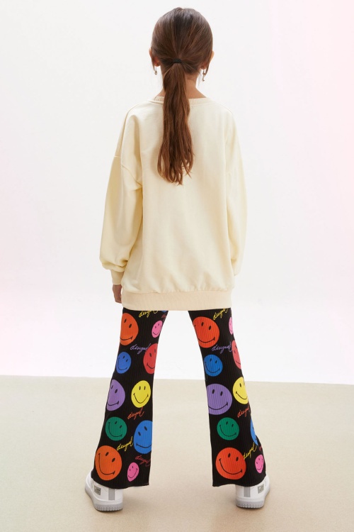 Krem Uzun Kollu Gülen Yüz İspanyol Paça Pantolonlu Takım 17929