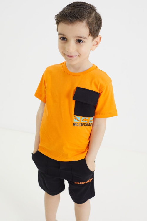 Turuncu Göğüs Cepli Baskılı Erkek Çocuk Tişörtlü Şortlu Takım 18567