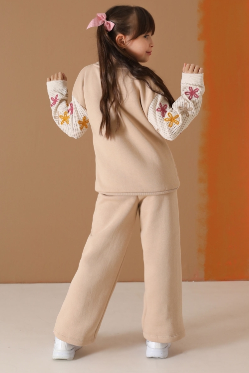 Krem Çiçek Nakışlı Örgülü Kol Kız Çocuk Şardonlu Eşofman Takımı 19748