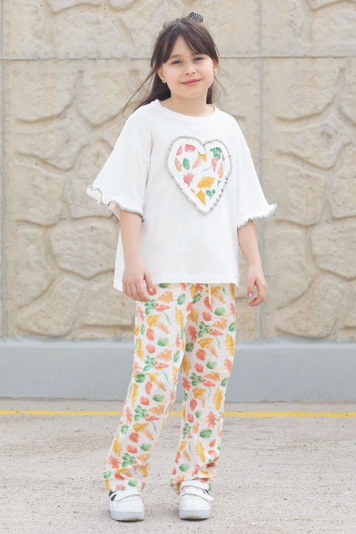 Ekru Yaprak Desenli Pantolonlu Oversize Tişörtlü Kız Takım 20228