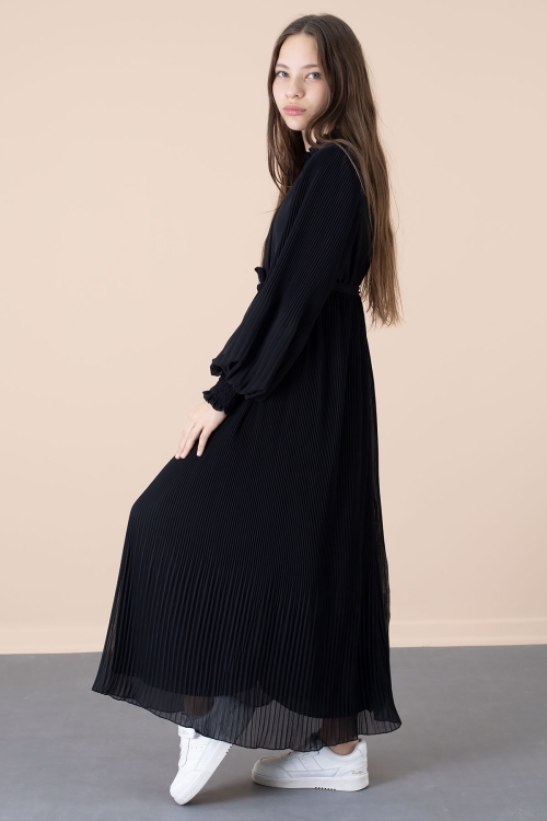 Siyah Yakası Fırfırlı Kuşaklı Kız Çocuk Piliseli Şifon Elbise 20560