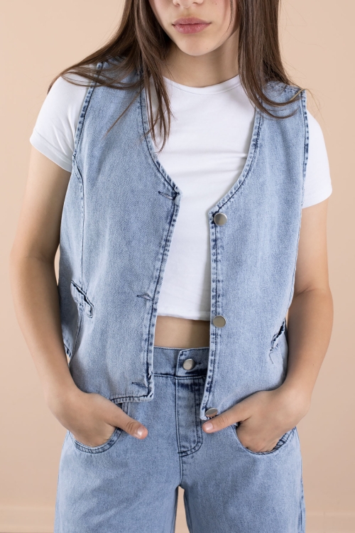 Mavi Düğmeli Jean Yelekli ve Geniş Paça Pantolonlu Kız Çocuk 2li Takım 20636