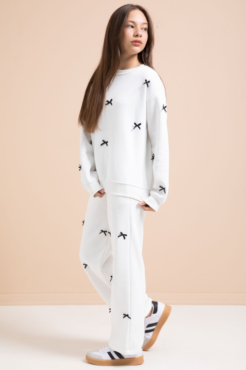 Beyaz Fiyonk Nakışlı Bisiklet Yaka Kız Çocuk Şardonlu Eşofman Takımı 21289