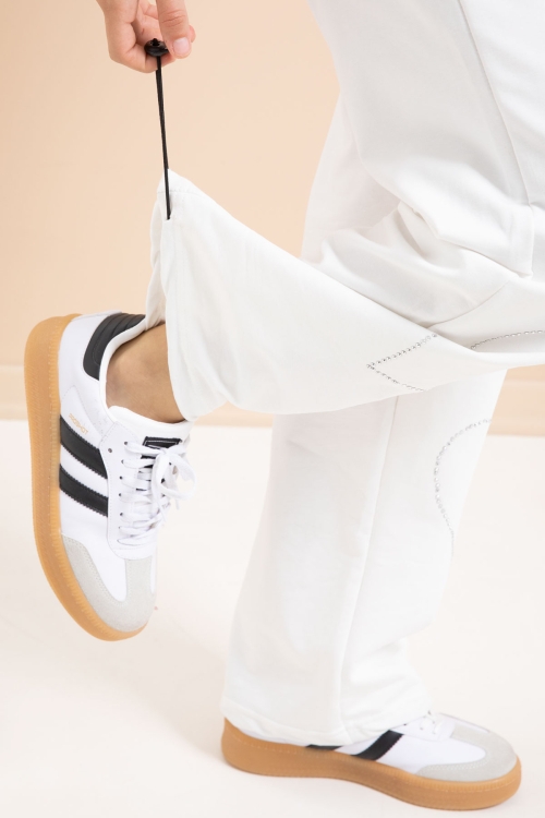 Beyaz Kalp Desenli Kapüşonlu Kız Çocuk Eşofman Takımı 21257