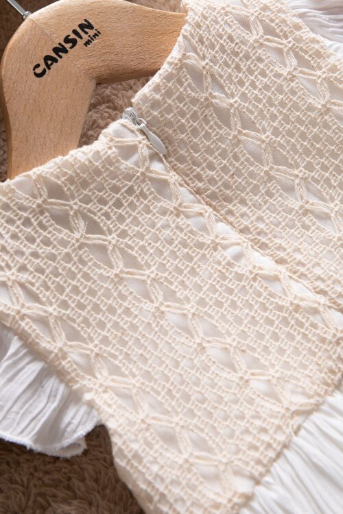 Beyaz Kolları Fırfırlı Dantel İşlemeli Kız Bebek Elbise  22655