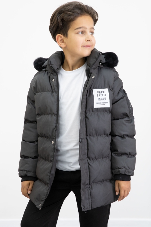 Erkek Çocuk Füme Yazılı Arma Detaylı İçi Kürklü Kapüşonlu Şişme Mont 21342