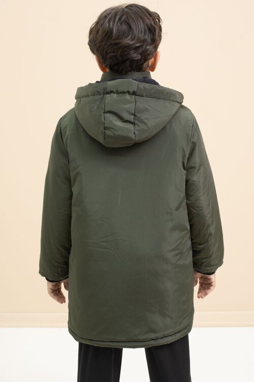 Haki İçi Kürklü Çıtçıtlı Cepli Uzun Kesim Erkek Çocuk Kapüşonlu Şişme Mont 21445