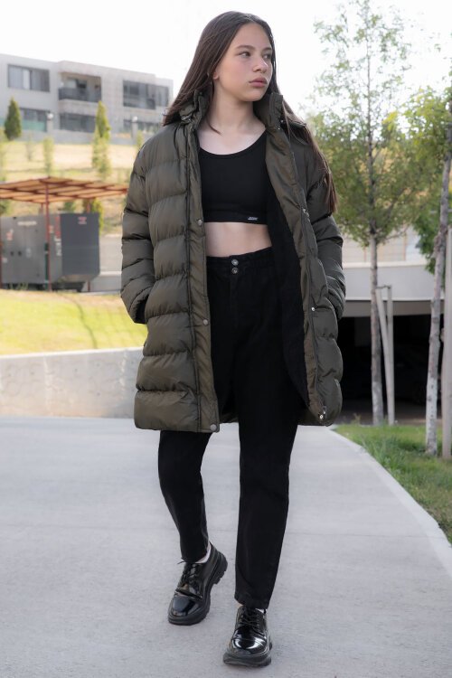 Haki İçi Kürklü Çıtçıtlı Kapüşonlu Kız Çocuk Şişme Mont 21318