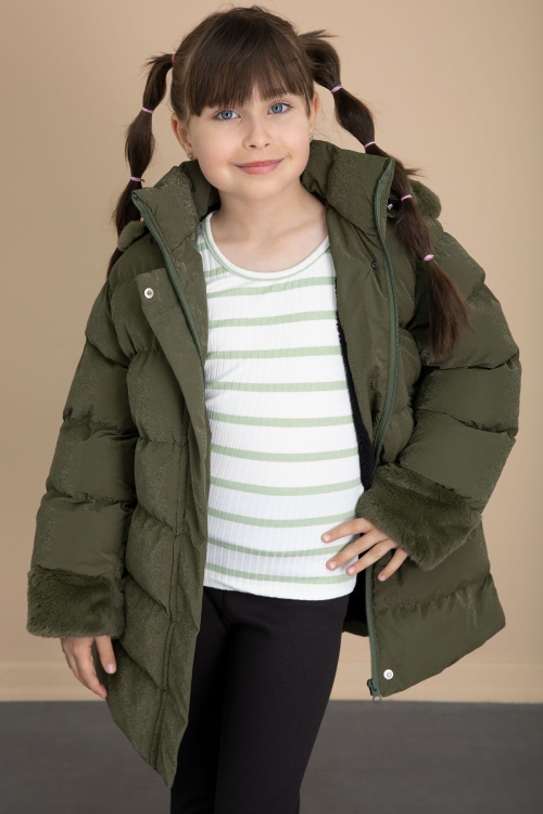 Haki Kolu Kürk Detaylı İçi Yünlü Kız Çocuk Kapüşonlu Şişme Mont 21328