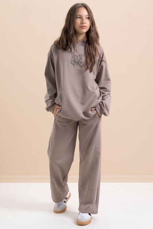 Kahve Yazı Baskılı Kapüşonlu Geniş Paça Kız Çocuk Eşofman Takımı 21430