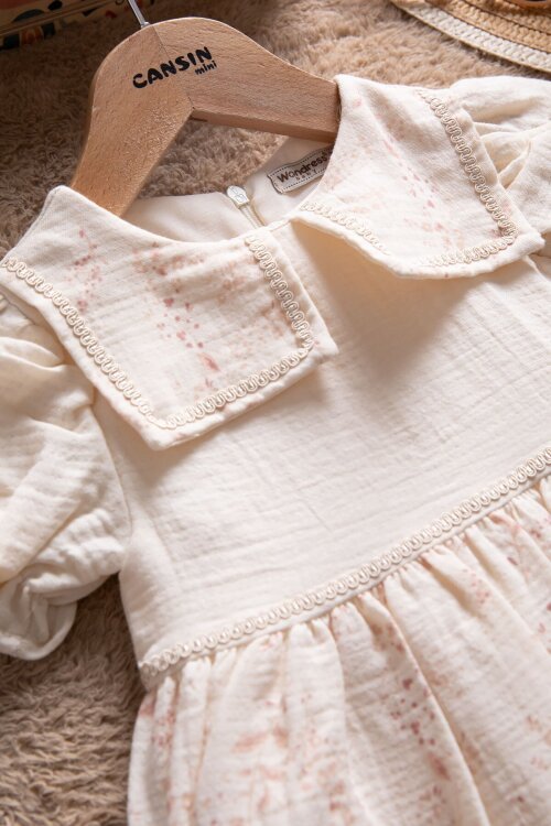 Krem Çiçek Desenli Kısa Kollu Kız Bebek Müslin Elbise 22674