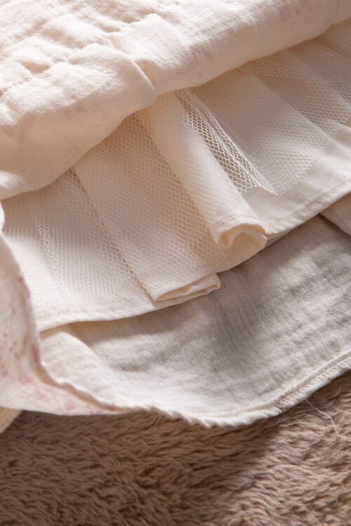 Krem Çiçek Desenli Kısa Kollu Kız Bebek Müslin Elbise 22674