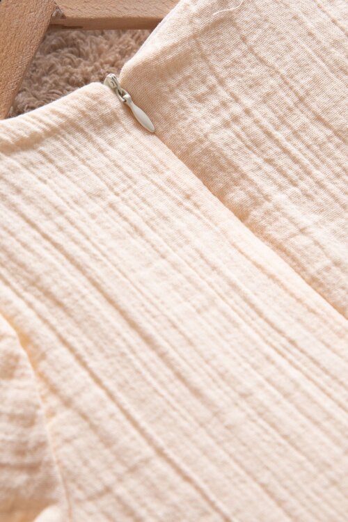 Krem Müslin Kumaş Önü Dantelli Kız Bebek Elbise  22675