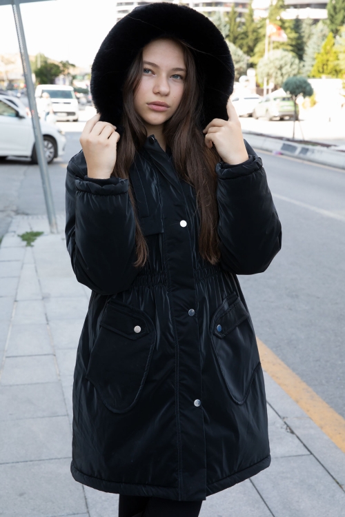 Siyah Cep Detaylı İçi Kürklü Çıkarılabilir Kapüşonlu Kız Çocuk Şişme Mont 21337