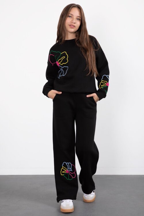 Siyah Çiçek Nakış Detaylı Geniş Paça Kız Çocuk Şardonlu Takım 23283