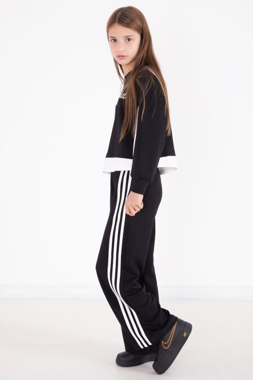 Siyah Şerit Detaylı Yazılı Geniş Paça Kız Çocuk Takım 22772