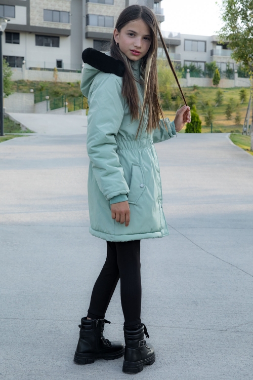 Yeşil Çıtçıtlı Cepli Esnek Bel İçi Kürklü Kız Çocuk Kapüşonlu Mont 21303