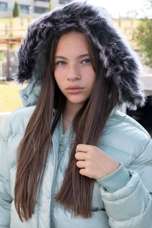 Yeşil İçi Kürklü Çıtçıtlı Kapüşonlu Kız Çocuk Şişme Mont 21324