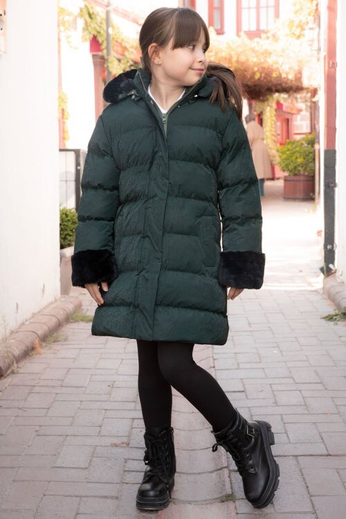 Yeşil Kolu Kürk Detaylı İçi Yünlü Kız Çocuk Kapüşonlu Şişme Mont 21333