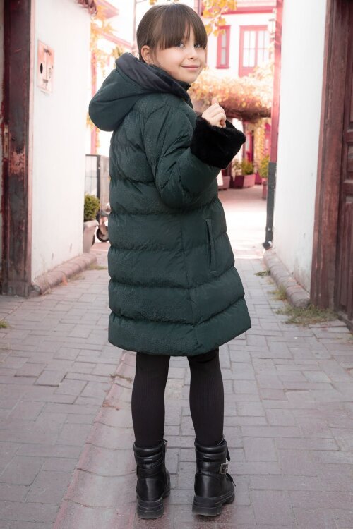 Yeşil Kolu Kürk Detaylı İçi Yünlü Kız Çocuk Kapüşonlu Şişme Mont 21333