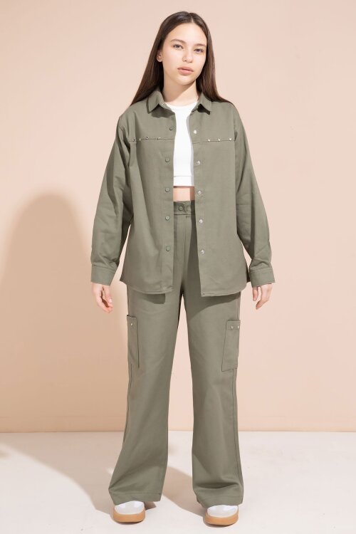 Haki Kalp İşlemeli Gömlekli Geniş Paça Pantolonlu Kız Çocuk Gabardin Takım 23554