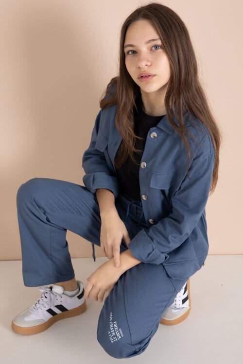 İndigo Yazı Detaylı Gömlekli Kız Çocuk Pantolonlu Gabardin Takım 23567