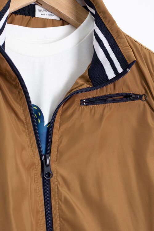 Kahve Palmiye Baskılı Tişörtlü Erkek Çocuk Ceketli 3lü Takım 18836