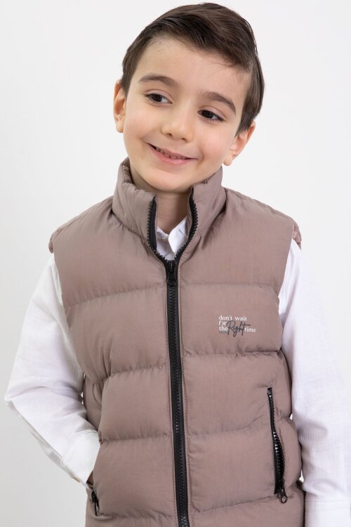 Kahverengi Şişme Yelekli Gömlekli Erkek Çocuk 3lü Pantolonlu Takım 23473