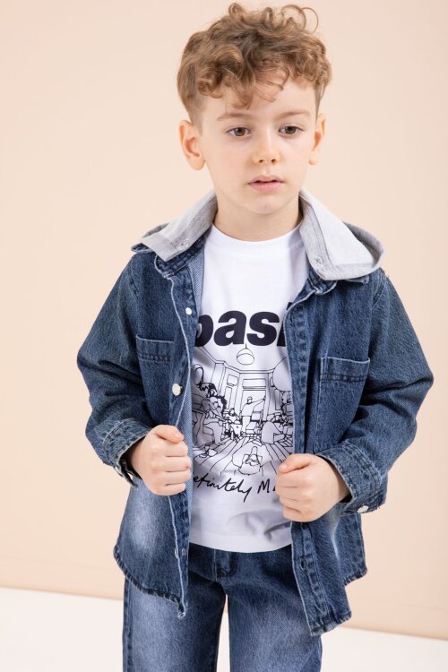 Lacivert Kapüşonlu Jean Ceketli Pantolonlu Erkek Çocuk Baskılı Tişörtlü 3lü Takım 23617