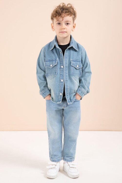 Mavi Düğmeli Jean Ceketli Pantolonlu Erkek Çocuk 3lü Takım 23628