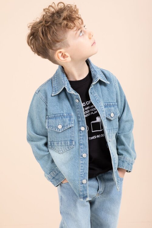 Mavi Düğmeli Jean Ceketli Pantolonlu Erkek Çocuk 3lü Takım 23628