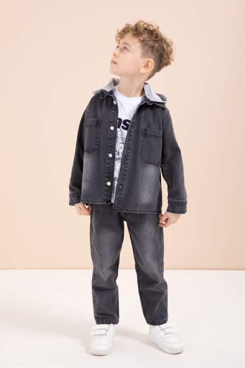 Siyah Kapüşonlu Jean Ceketli Pantolonlu Erkek Çocuk Baskılı Tişörtlü 3lü Takım 23615