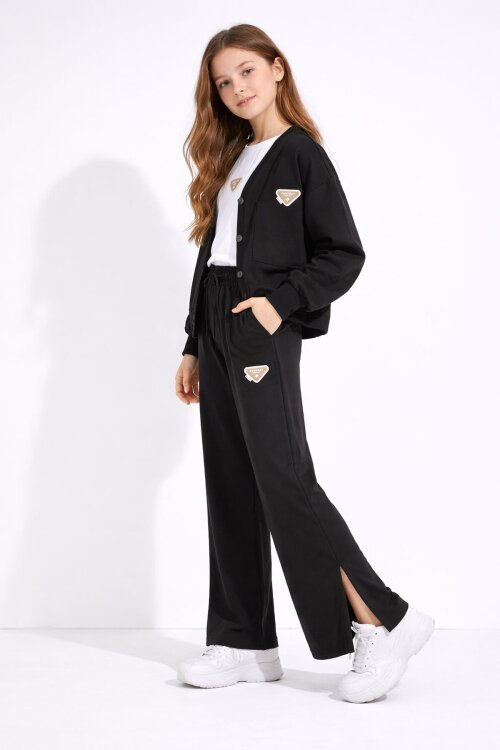 Siyah Logo Detaylı Düğmeli Hırkalı Kız Çocuk Yırtmaçlı Pantolonlu 3lü Takım 23732