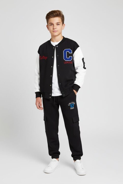 Siyah Yazı Nakışlı Kolej Ceketli Erkek Çocuk Eşofman Takımı 21222