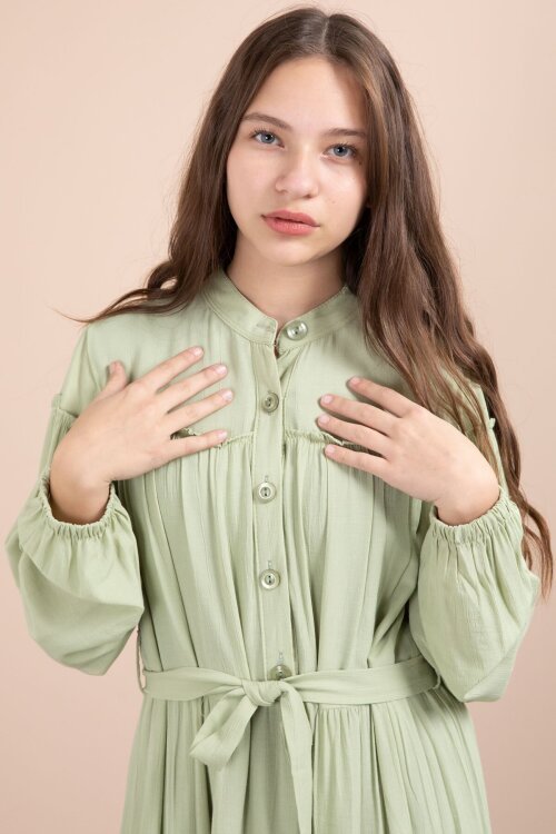 Yeşil Kolları Büzgülü Kuşaklı Kız Çocuk Uzun Elbise  23400