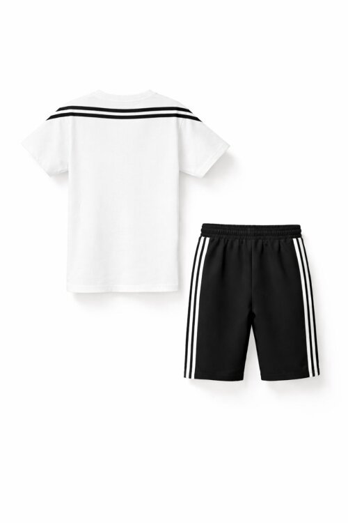 Beyaz Logolu Tişörtlü Şerit Detaylı Şortlu Erkek Çocuk Takım 23812
