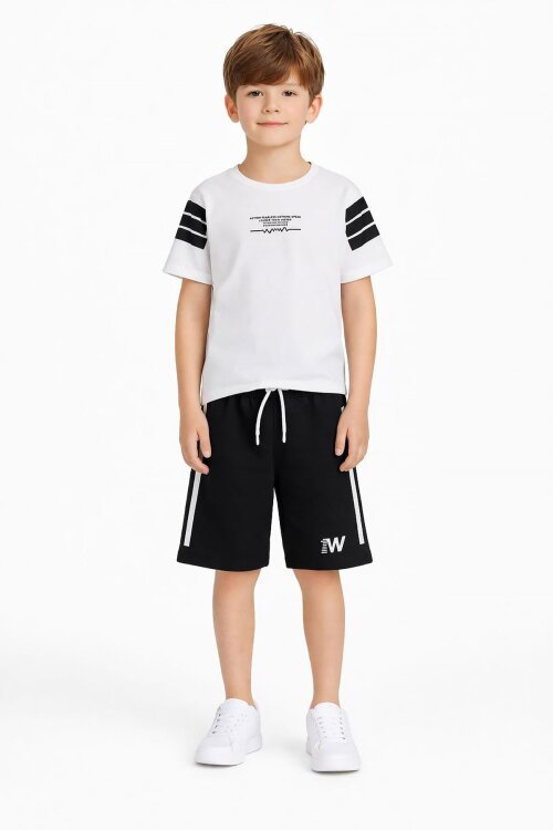 Ekru Şerit Detaylı Yazılı Tişörtlü Erkek Çocuk Şortlu Takım 23770