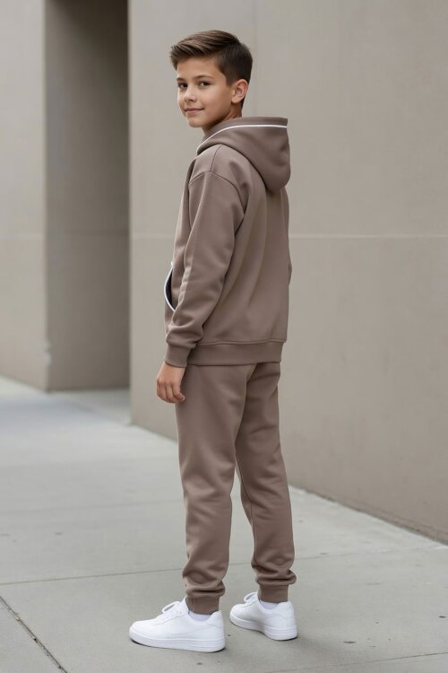 Kahverengi Erkek Çocuk Kanguru Cepli Şerit Detaylı Kapüşonlu Eşofman Takımı 24617