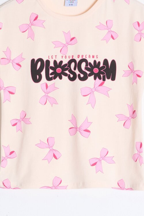 Pudra Fiyonk Desenli Bisiklet Yaka Tişörtlü Kız Çocuk Şortlu Takım 23901