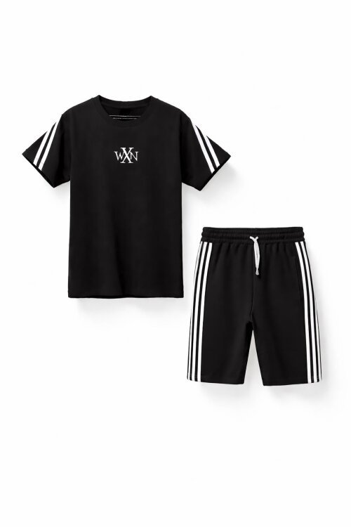 Siyah Logolu Tişörtlü Şerit Detaylı Şortlu Erkek Çocuk Takım 23811