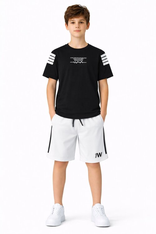 Siyah Şerit Detaylı Yazılı Tişörtlü Erkek Çocuk Şortlu Takım 23771