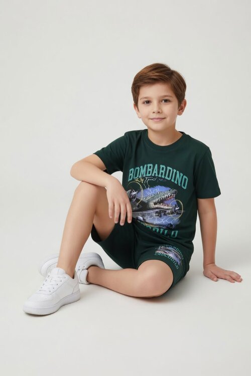 Yeşil Uçak Baskılı Yazılı Tişörtlü Erkek Çocuk Şortlu 2li Takım 23921