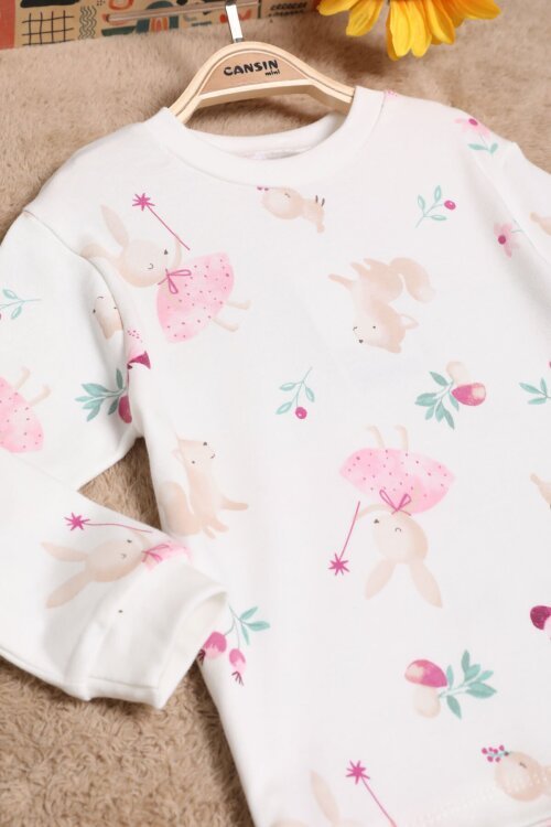 Kız Çocuk Ekru Karakter Baskılı Pijama Takımı 25041