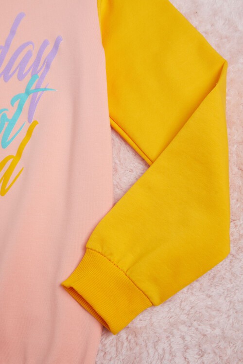 Somon Kolları Renkli Yazı Baskılı Kız Çocuk Sweatshirt 16282