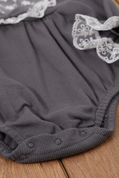 Füme Dantel Detaylı Uzun Kollu Bandanalı Çıtçıtlı Badi 17367