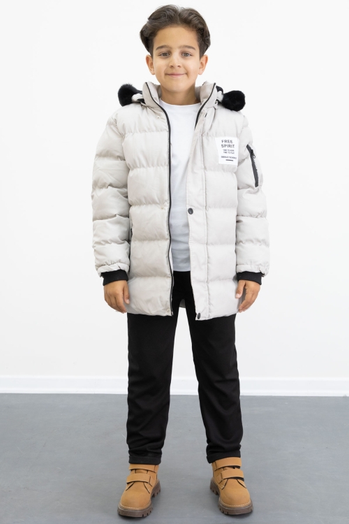 Erkek Çocuk Bej Yazılı Arma Detaylı İçi Kürklü Kapüşonlu Şişme Mont 21343