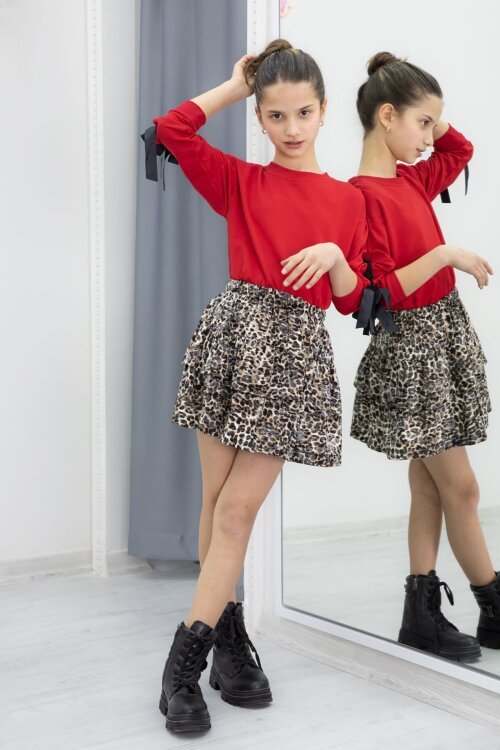 Kırmızı Kolları Fiyonk Detaylı Badili Leopar Etekli Kız Çocuk Takım 20188