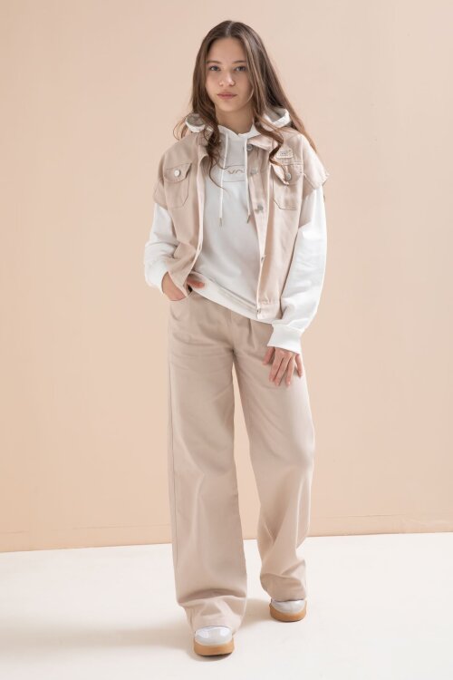 Bej Düğmeli Sıfır Kol Yelekli Geniş Paça Pantolonlu Kız Çocuk Kapüşonlu 3lü Takım 23604