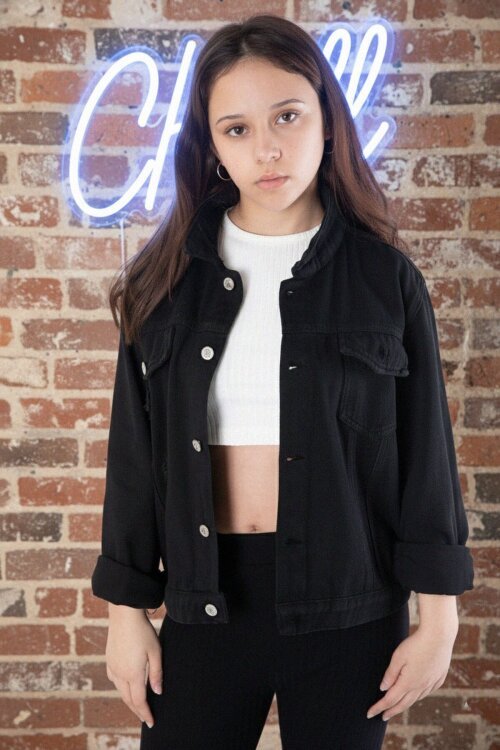 Siyah Ön Cepli Nakış Detaylı Kız Çocuk Jean Ceket 20358