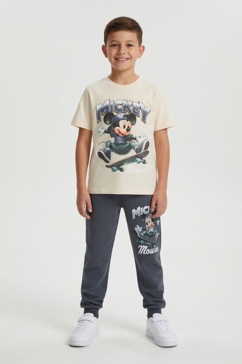 Füme Kaykaycı Karakter Baskılı Tişörtlü Erkek Çocuk Eşofman Takım  23912